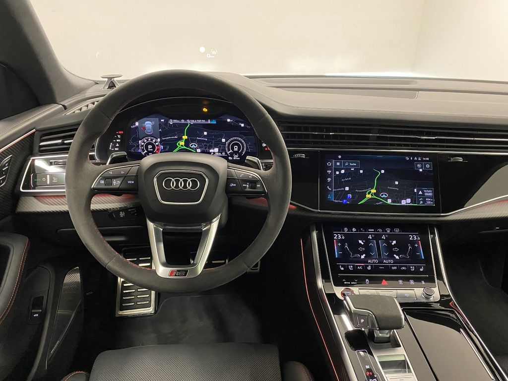 Audi RSQ8 2025