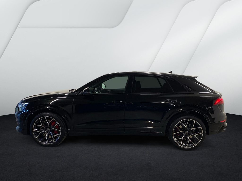 Audi RSQ8 2025
