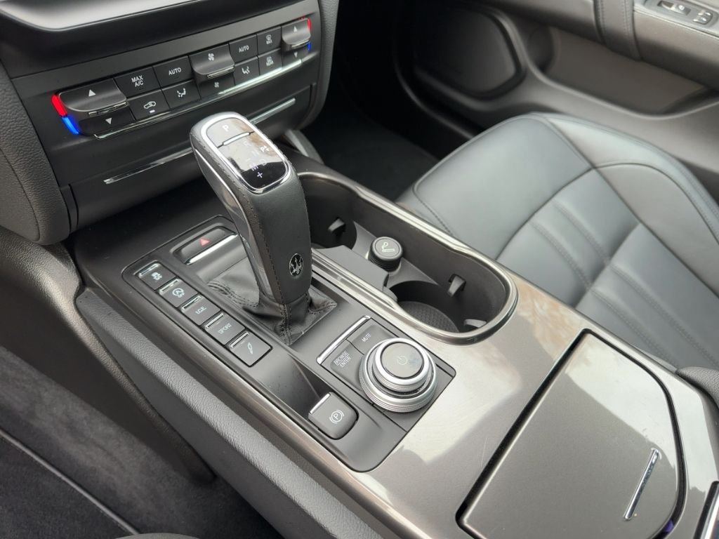 Maserati Ghibli 2022