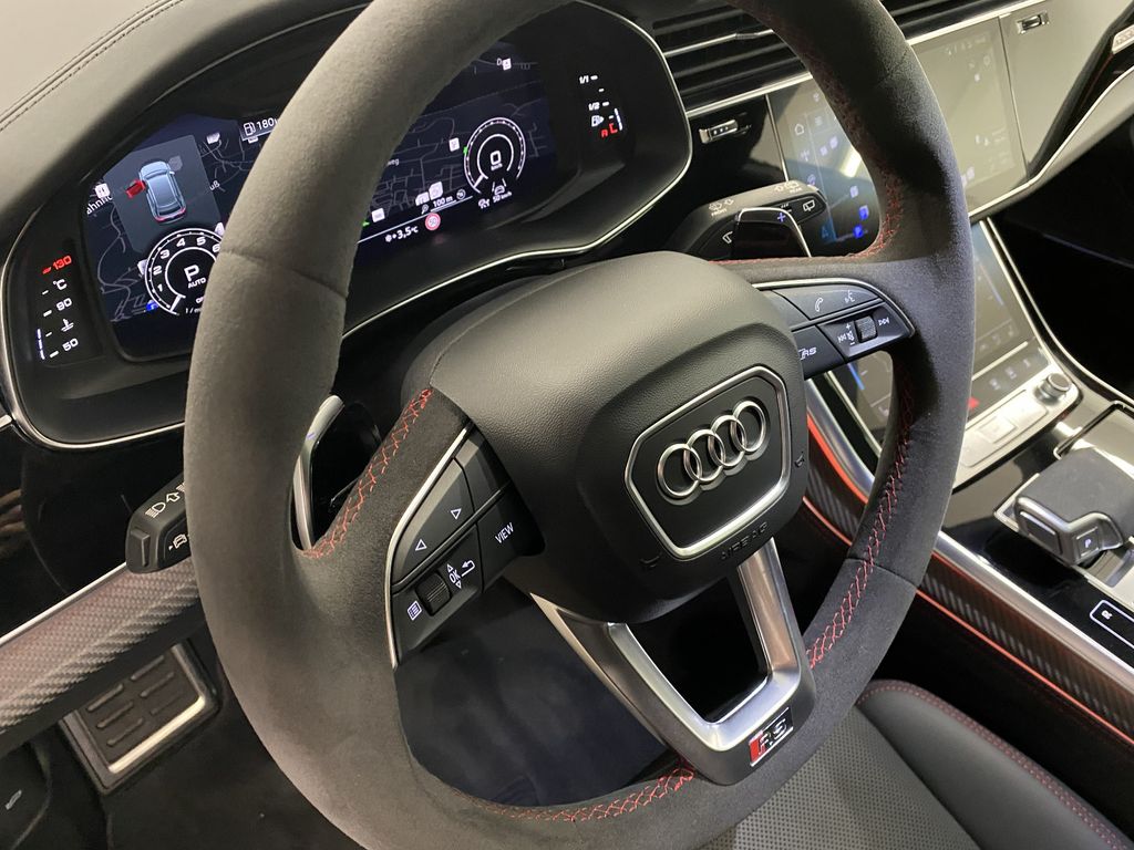 Audi RSQ8 2025