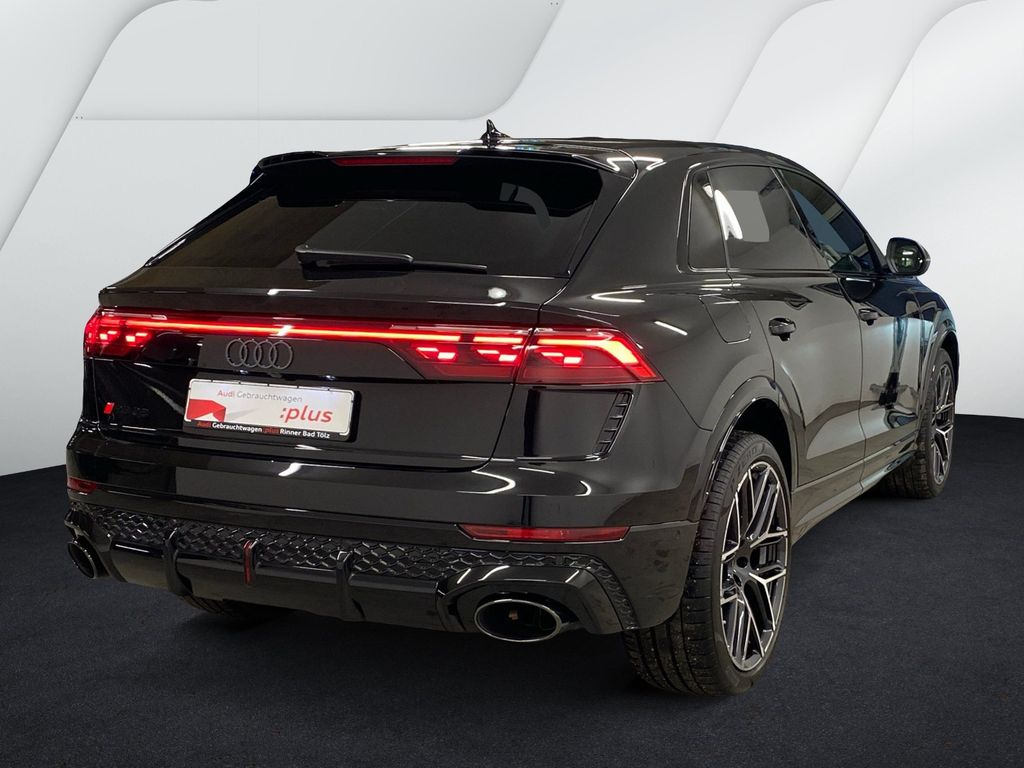 Audi RSQ8 2025