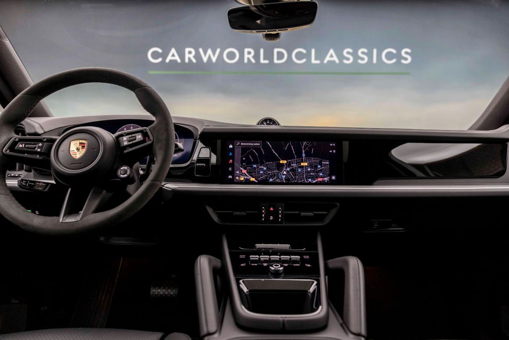 Porsche Cayenne 2023