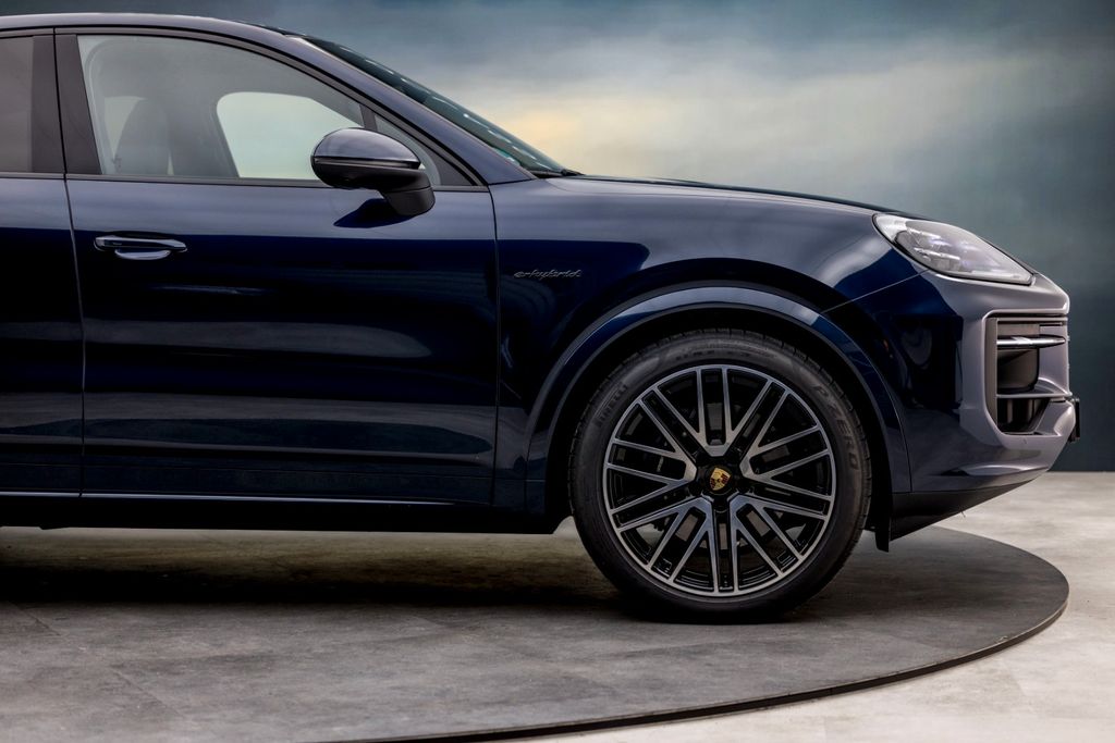 Porsche Cayenne 2023