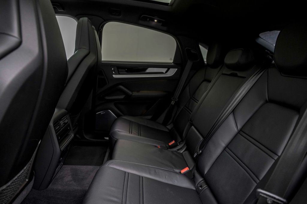 Porsche Cayenne 2023