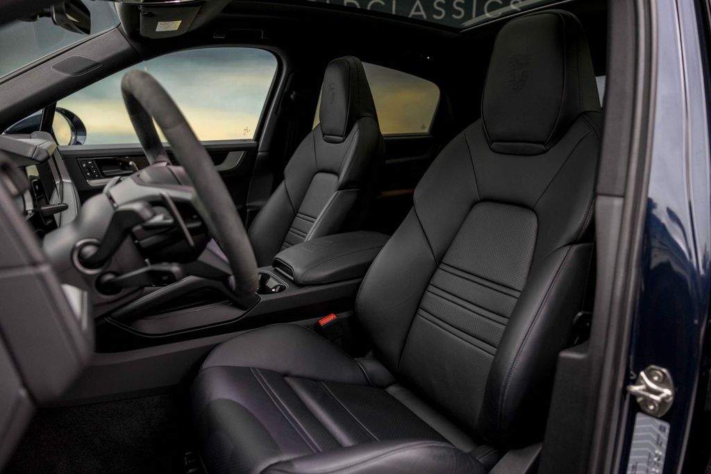 Porsche Cayenne 2023