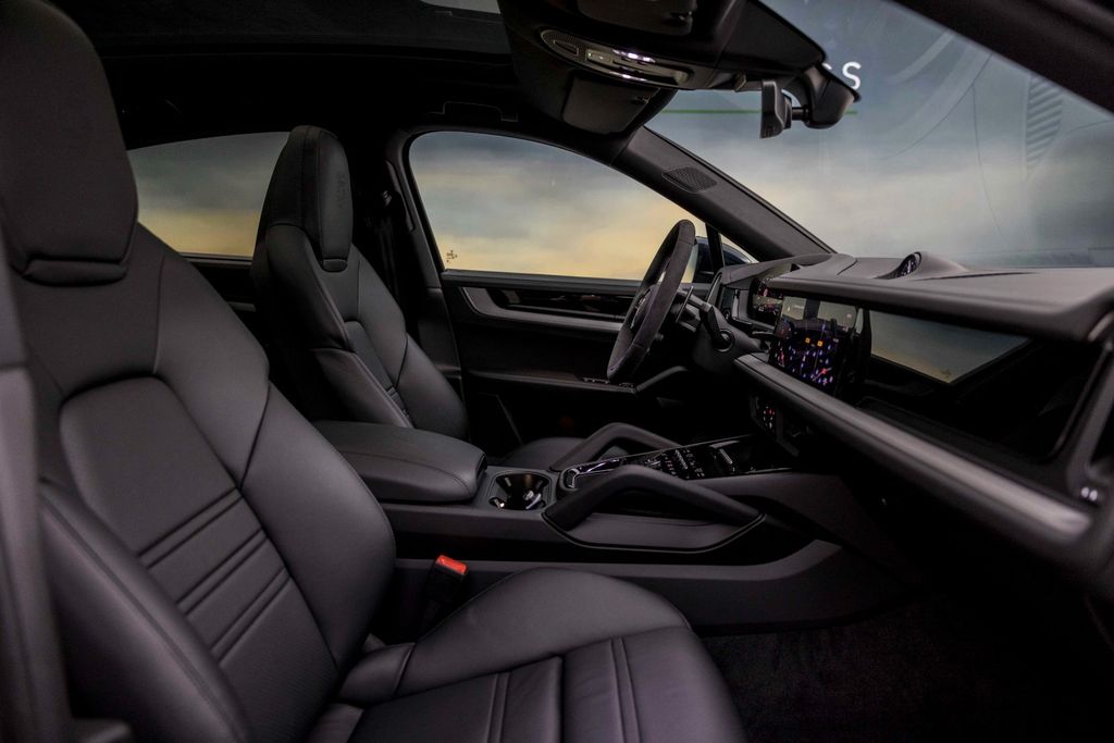 Porsche Cayenne 2023