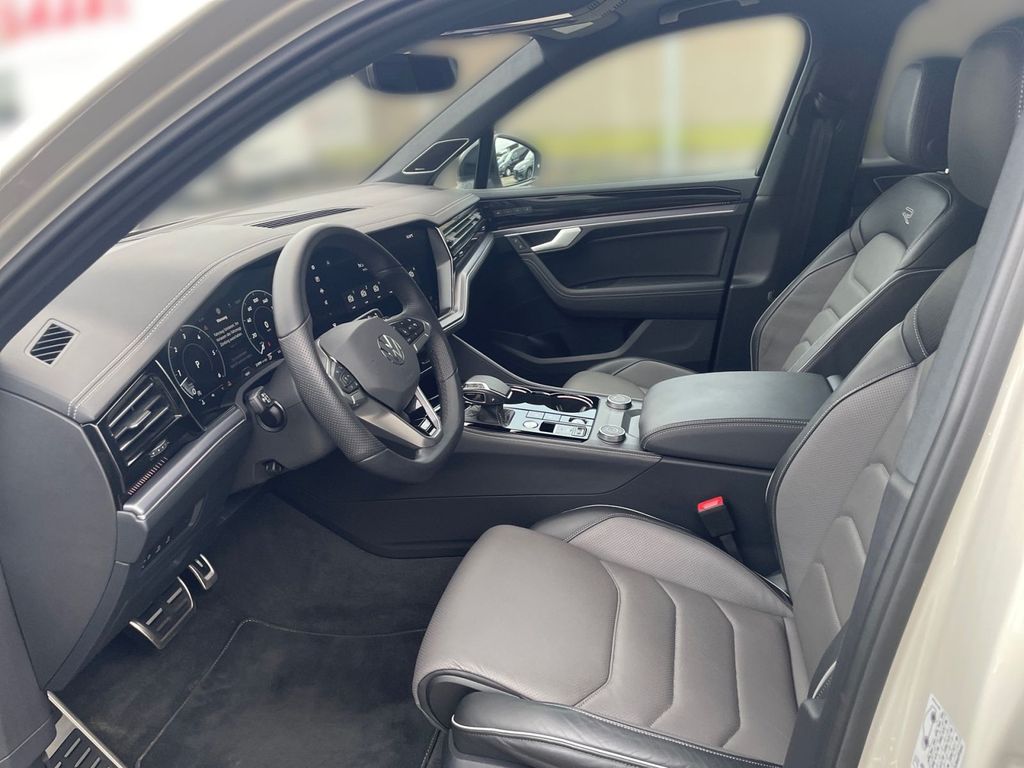 Volkswagen Touareg 2025