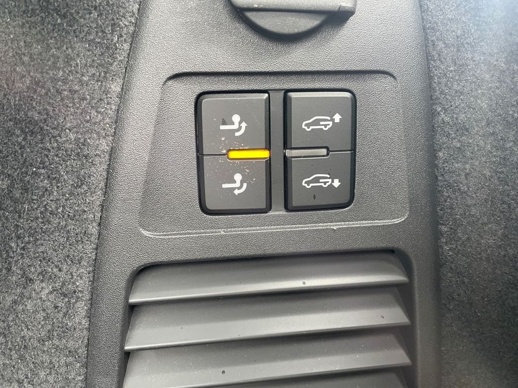 Volkswagen Touareg 2025