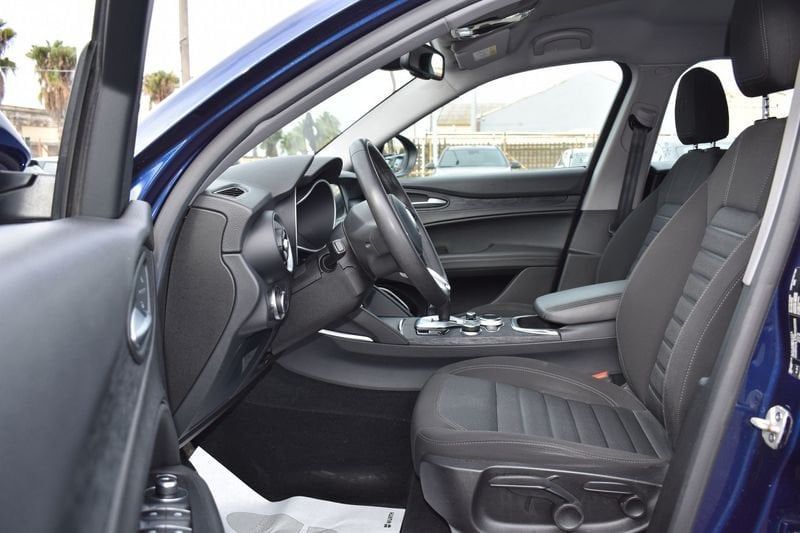 Alfa Romeo Stelvio 2021