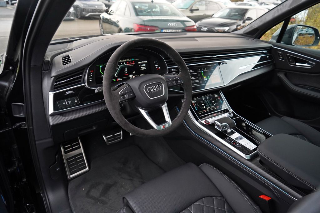 Audi SQ7 2025