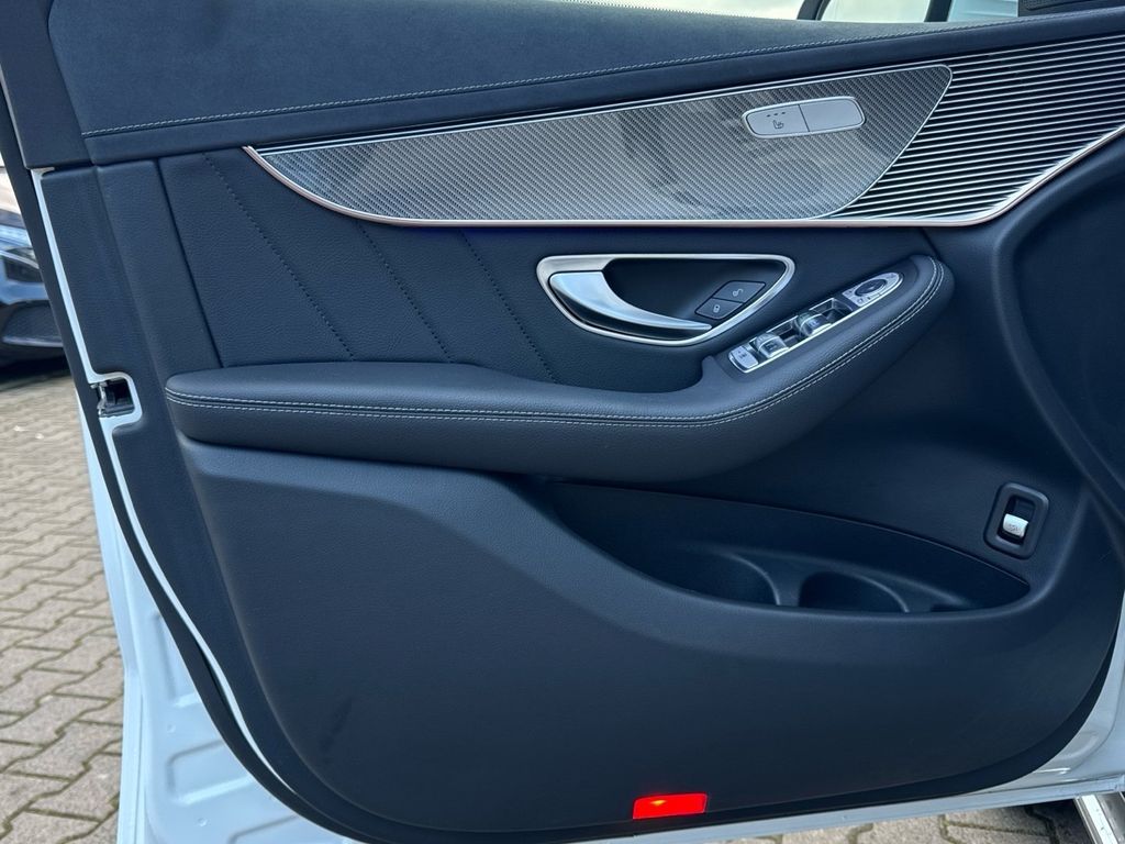 Mercedes-Benz EQC 2021