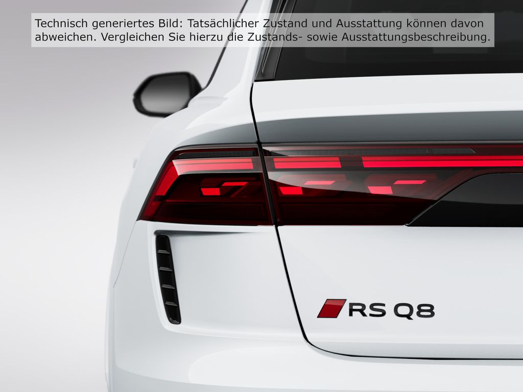 Audi RSQ8