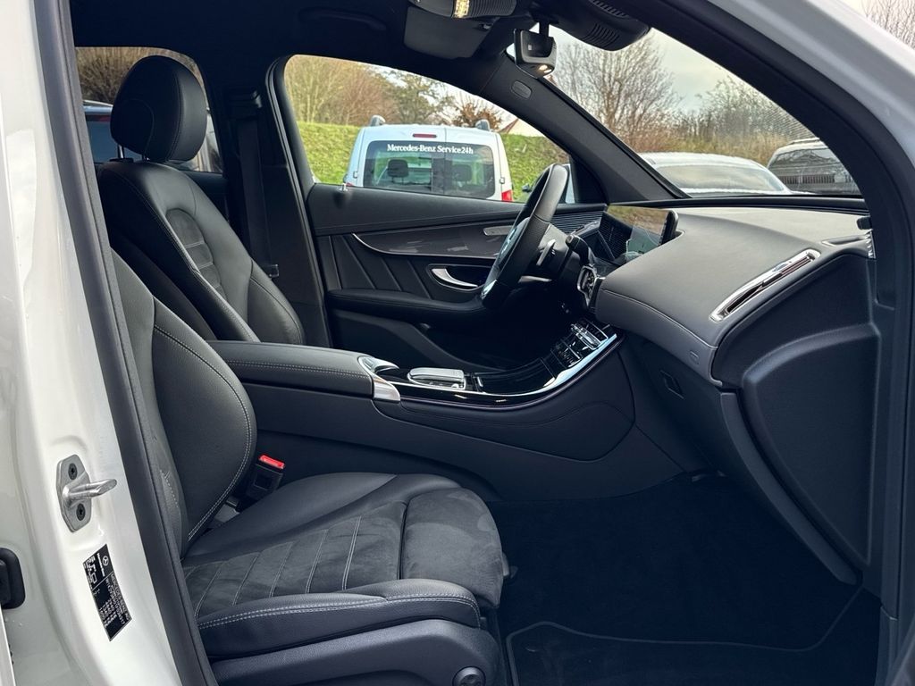 Mercedes-Benz EQC 2021