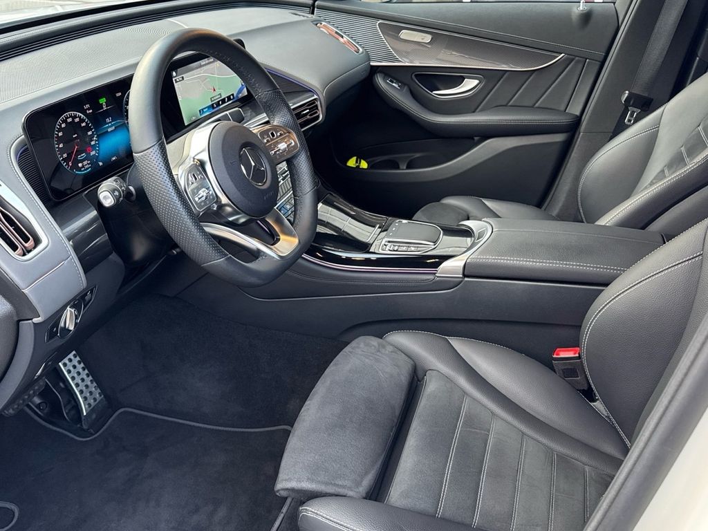 Mercedes-Benz EQC 2021