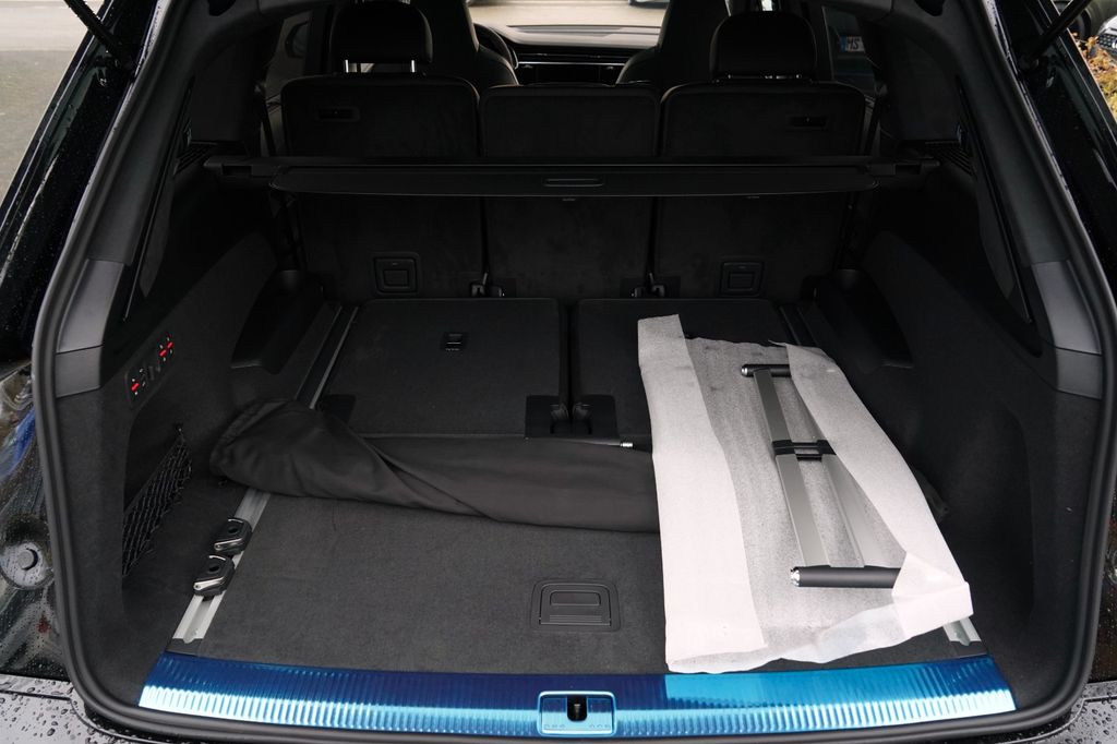 Audi SQ7 2025