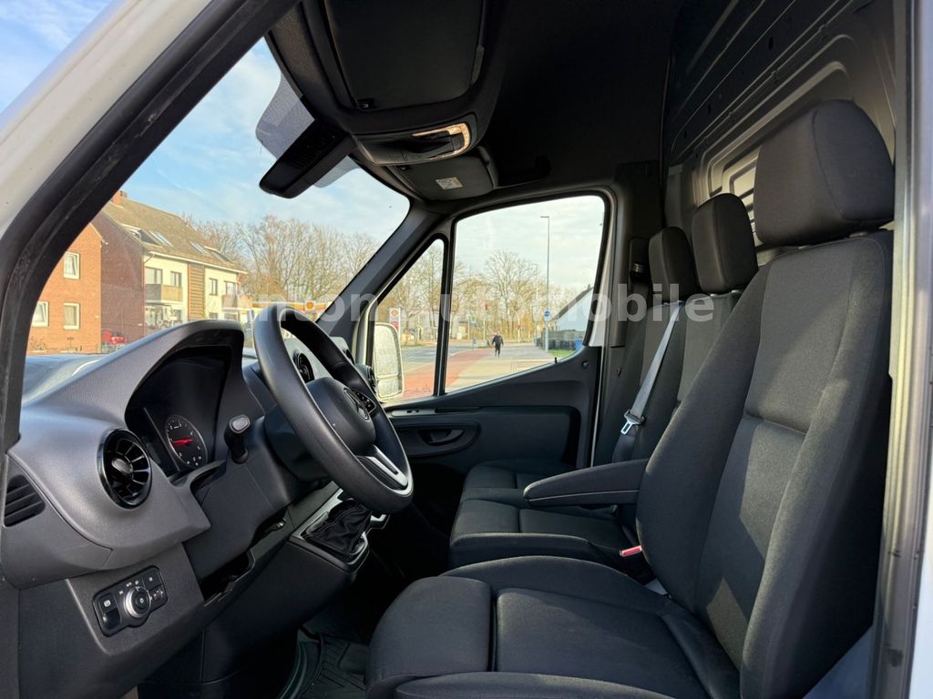 Mercedes-Benz Sprinter 2021