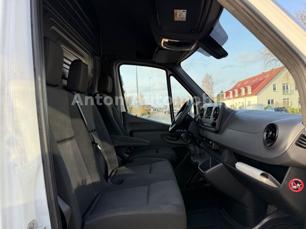 Mercedes-Benz Sprinter 2021