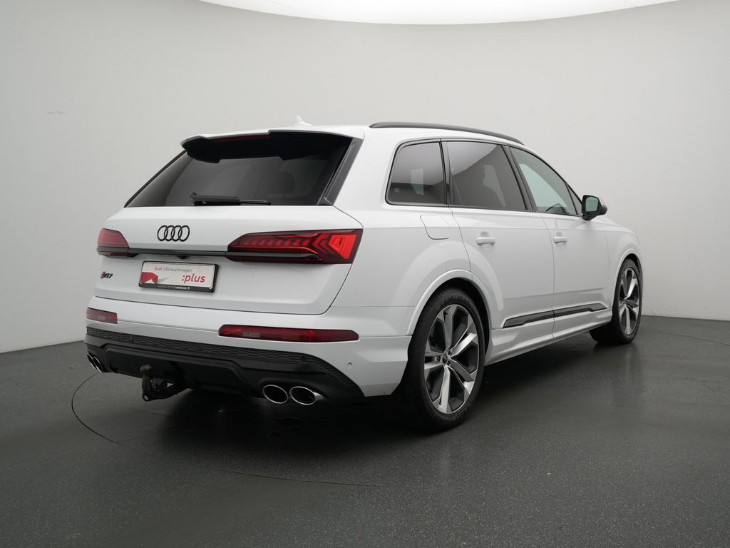 Audi SQ7 2022