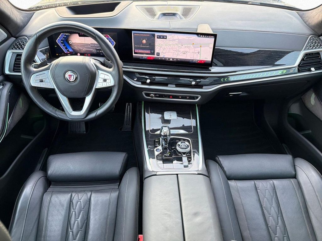 ALPINA XB7 2025