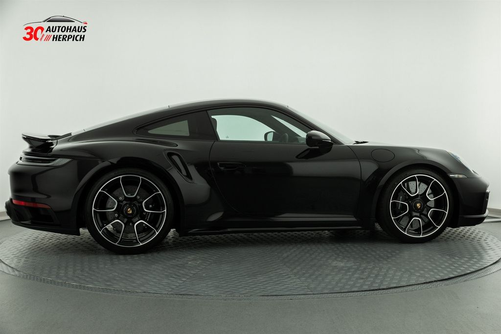 Porsche 992 2022