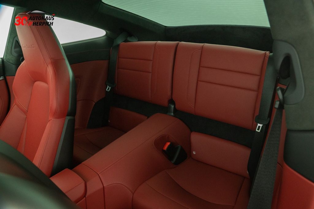 Porsche 992 2022
