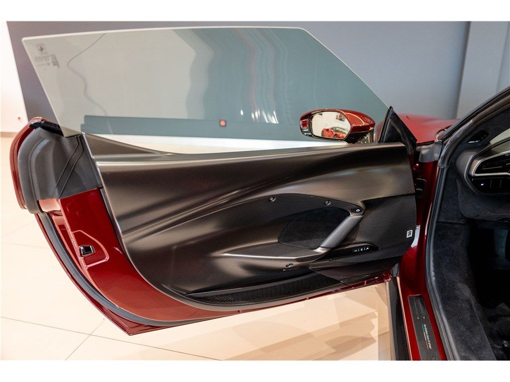 Ferrari 296 GTB 2024