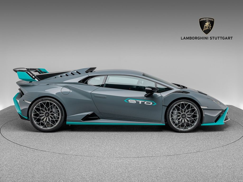 Lamborghini Huracán 2023