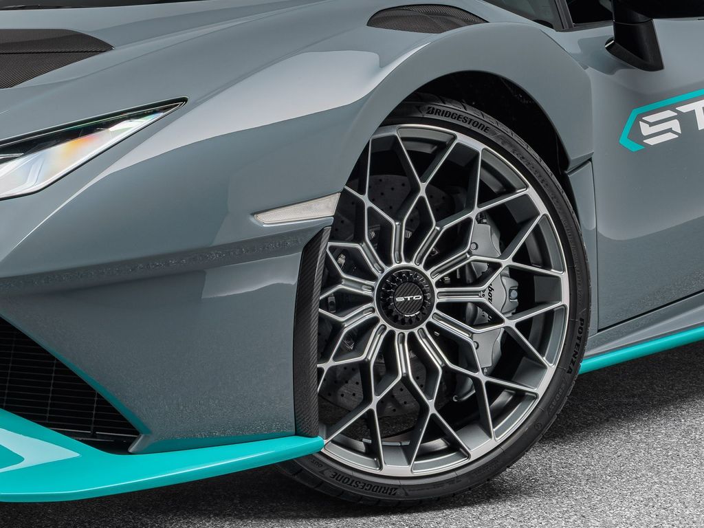 Lamborghini Huracán 2023
