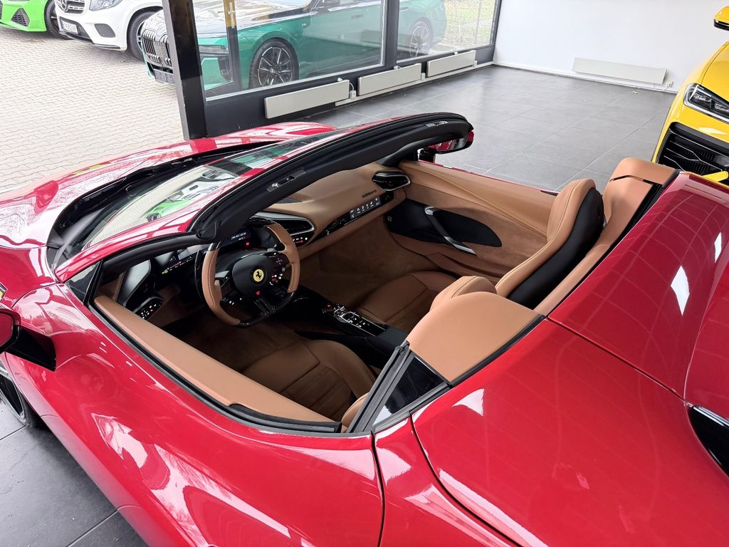 Ferrari 296 GTS