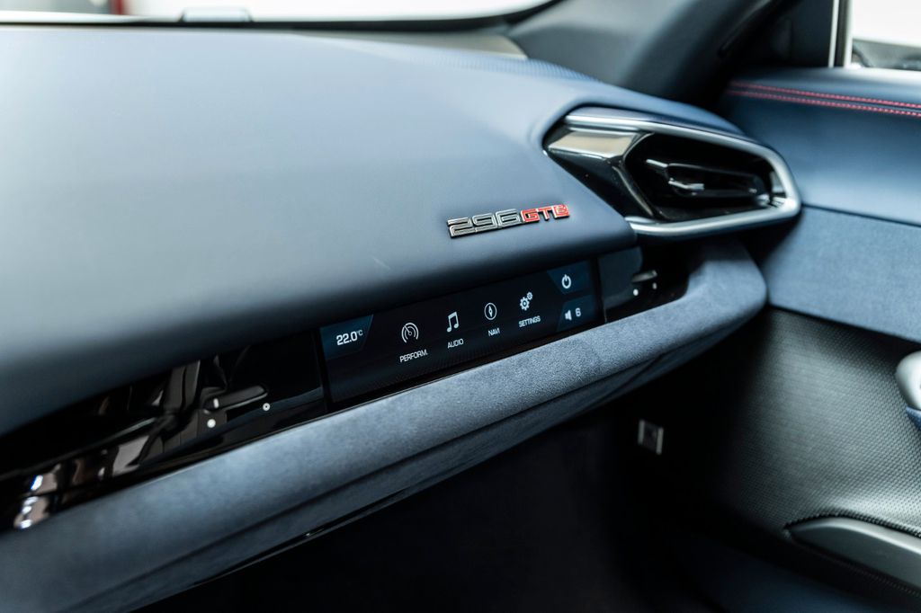 Ferrari 296 GTB 2023