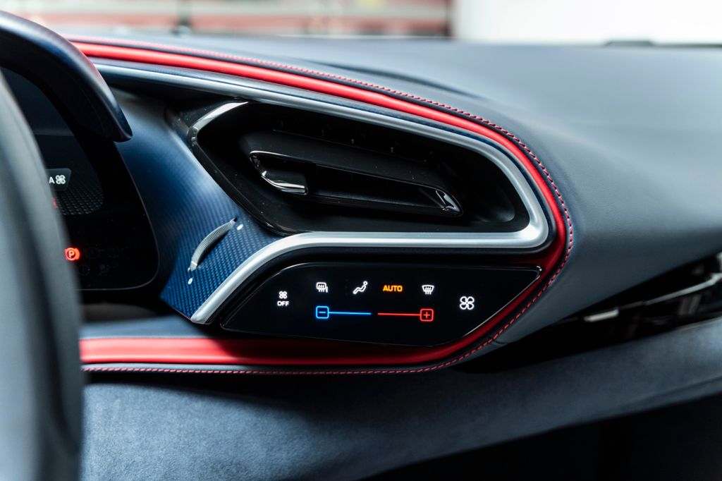 Ferrari 296 GTB 2023