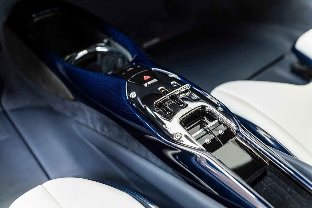 Ferrari 296 GTB 2023