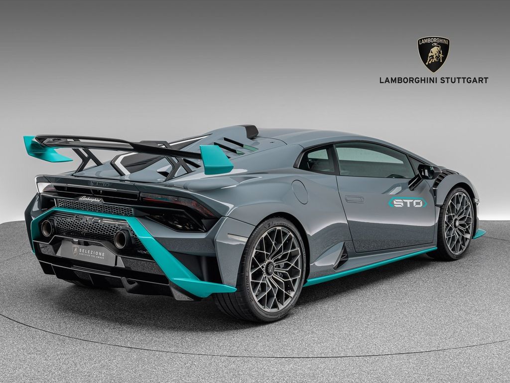 Lamborghini Huracán 2023