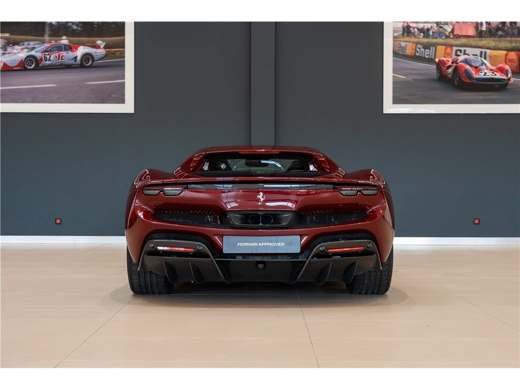 Ferrari 296 GTB 2024