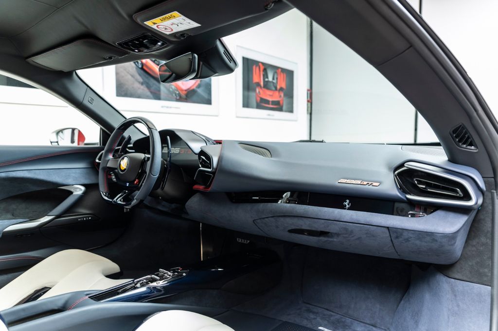 Ferrari 296 GTB 2023