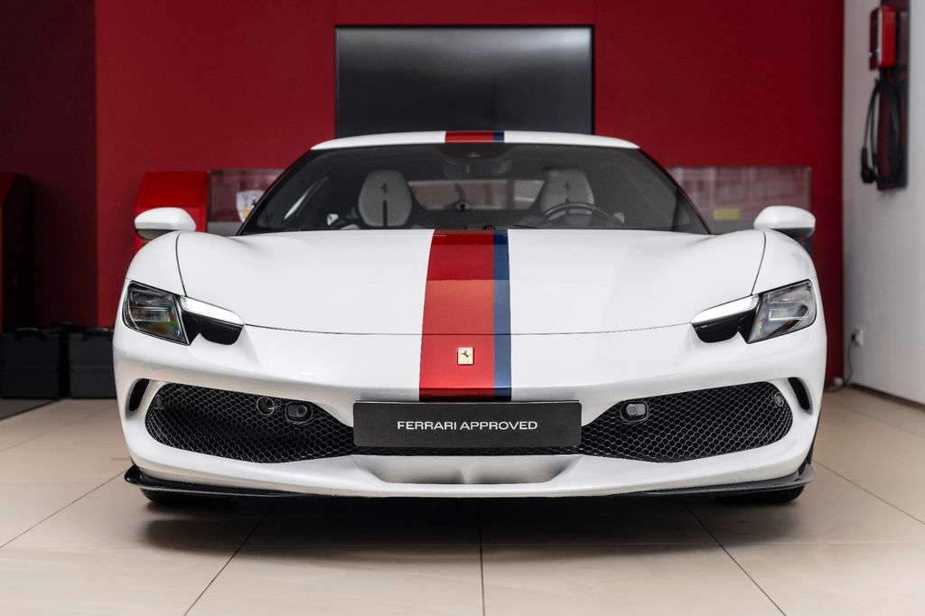 Ferrari 296 GTB 2023