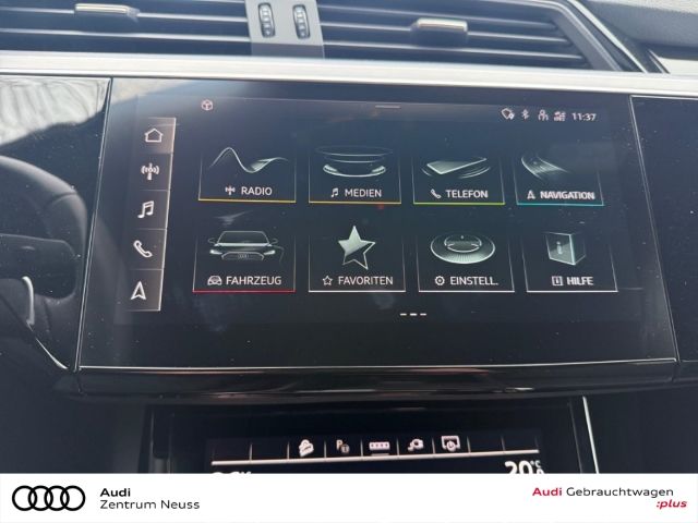 Audi e-tron 2022