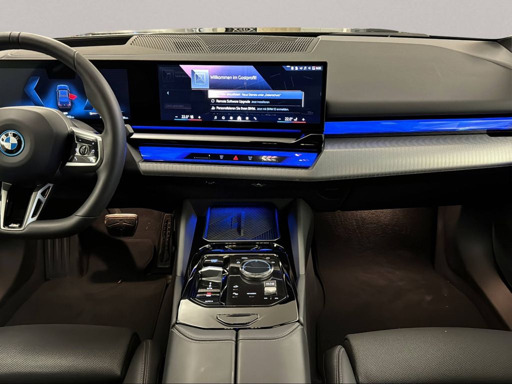 BMW i5 2024