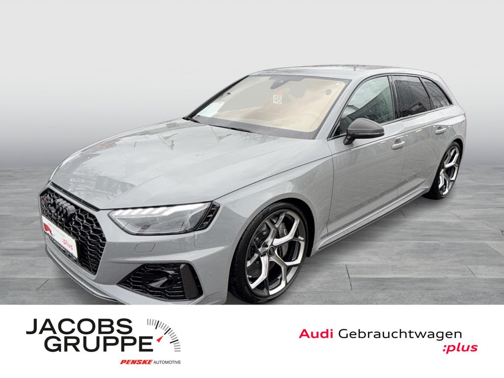 Audi RS4 2024