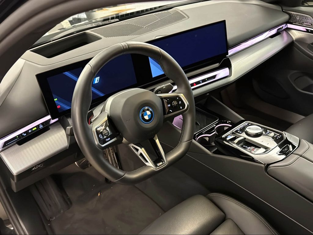 BMW i5 2024