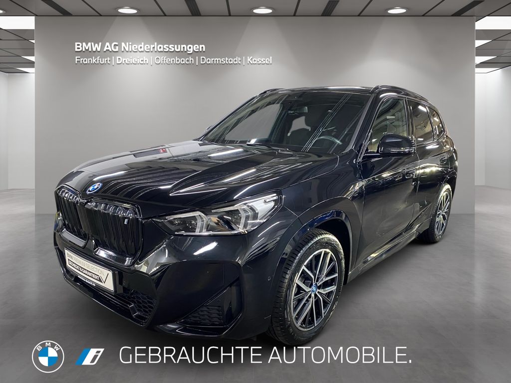 BMW iX1 2023