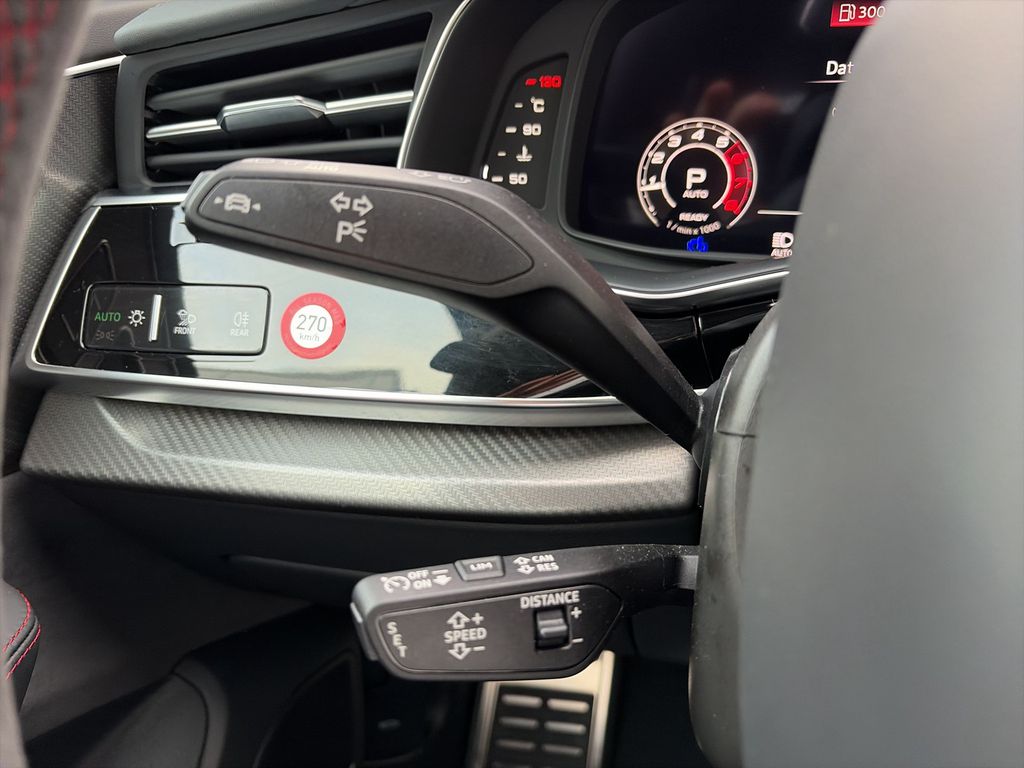 Audi RSQ8 2024