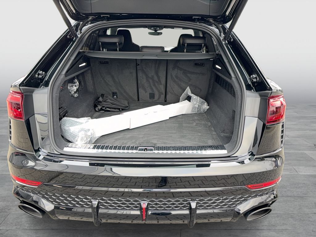 Audi RSQ8 2024