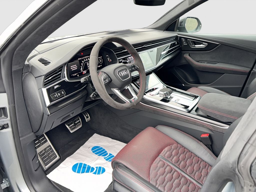 Audi RSQ8 2024