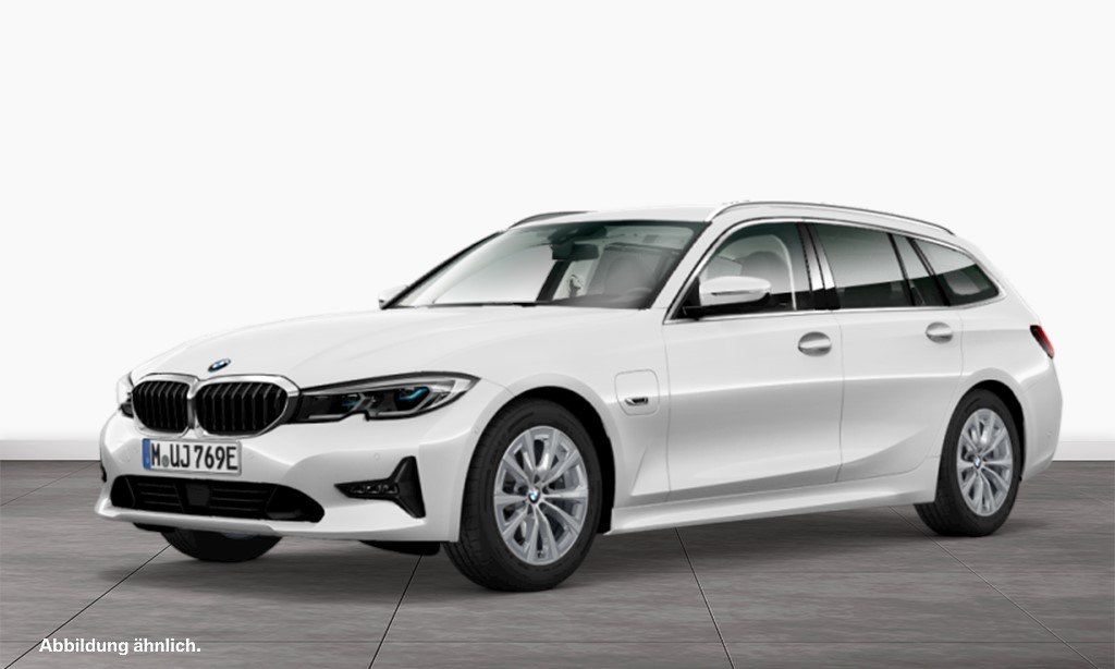 BMW 330 2021