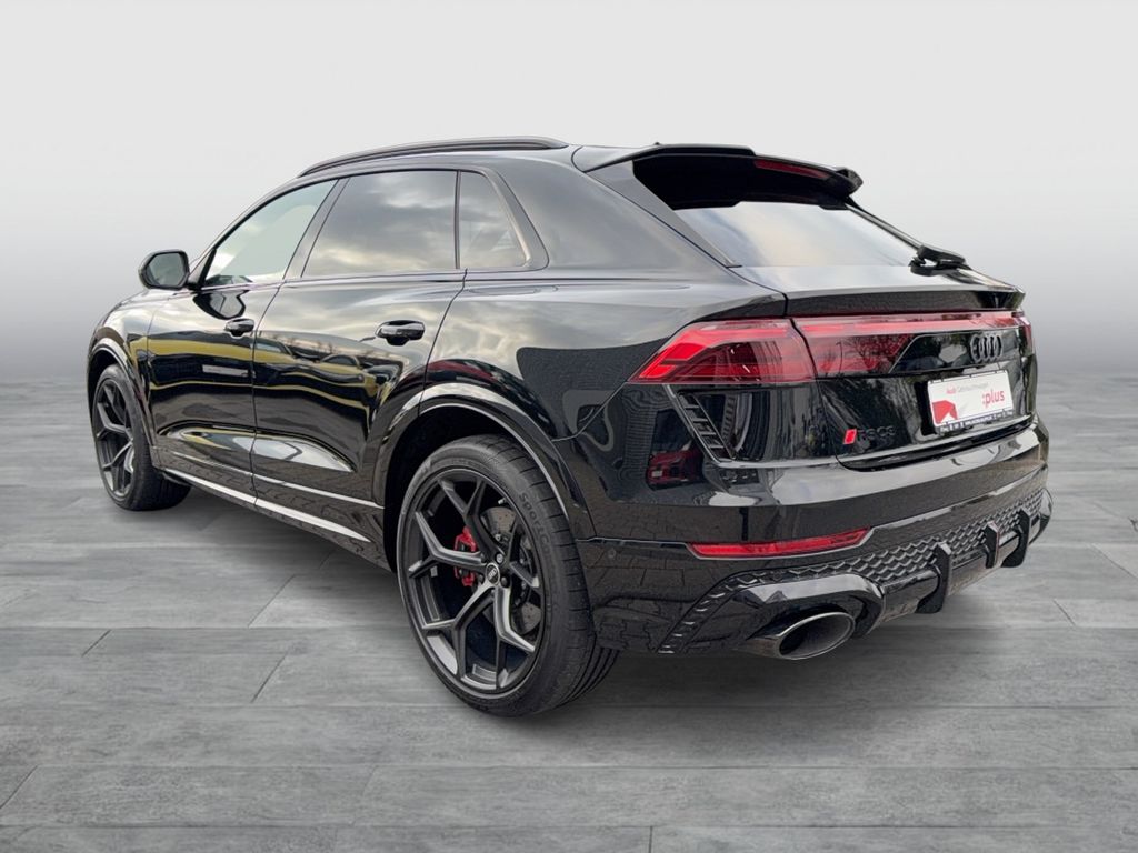 Audi RSQ8 2024