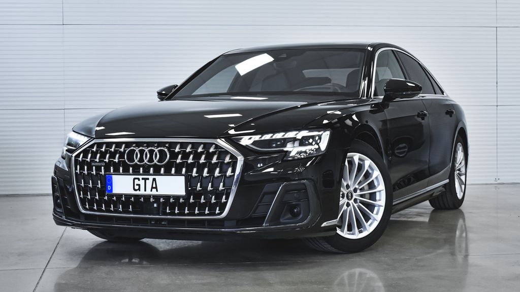 Audi A8 2023