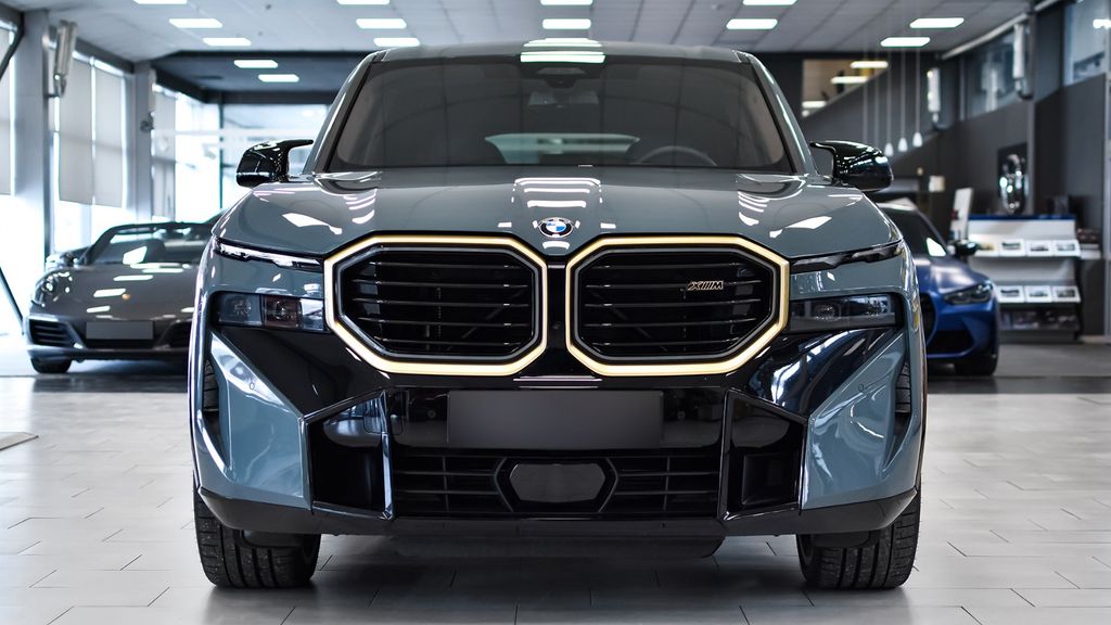 BMW XM 2023