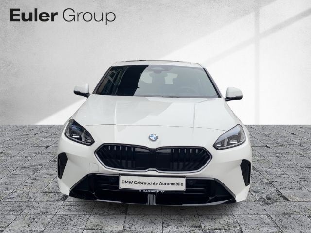 BMW 118 2025