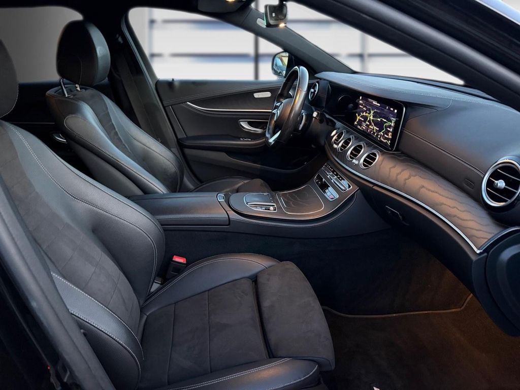 Mercedes-Benz E 400 2021